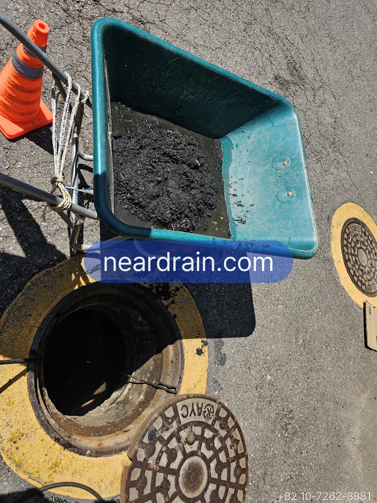 Sludge hauled out of a blocked line